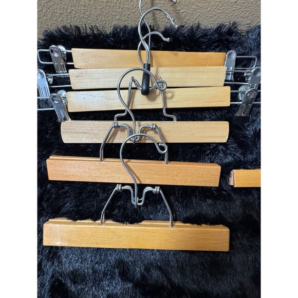 Vintage Wooden Skirt/Pant Hangers With Metal Clips & Swivel Hooks Set Of 7 - Picture 1 of 4